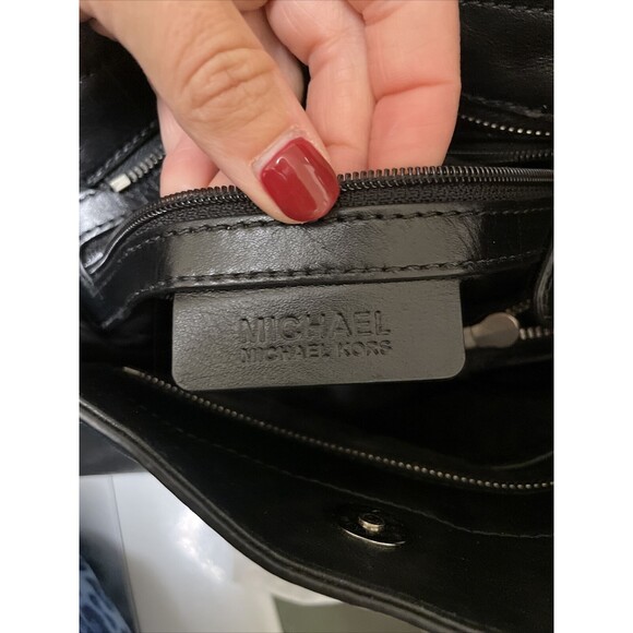 MICHAEL KORS Isabel Large Convertible Shoulder Bag Black Leather Snake Skin  - Picture 14 of 14